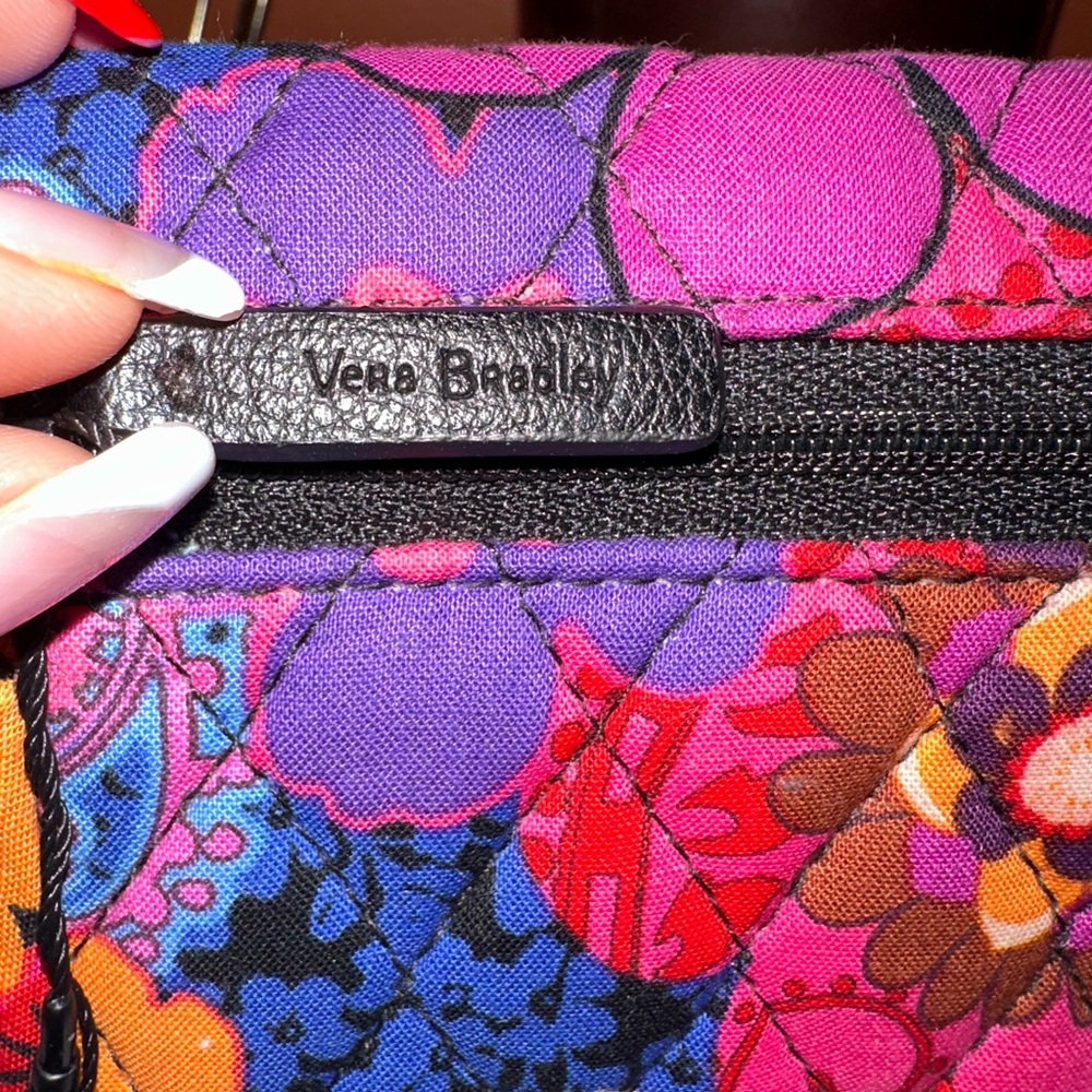 VERA BRADLEY Trifold Wallet in “Floral Fiesta” Quilted Print - Picture 3 of 11